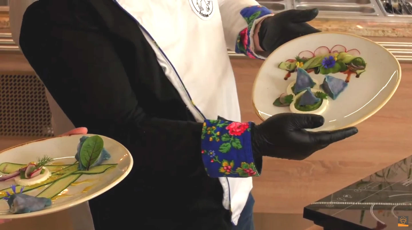 Kolorowe pierogi (ocet balsamiczny GOLD)